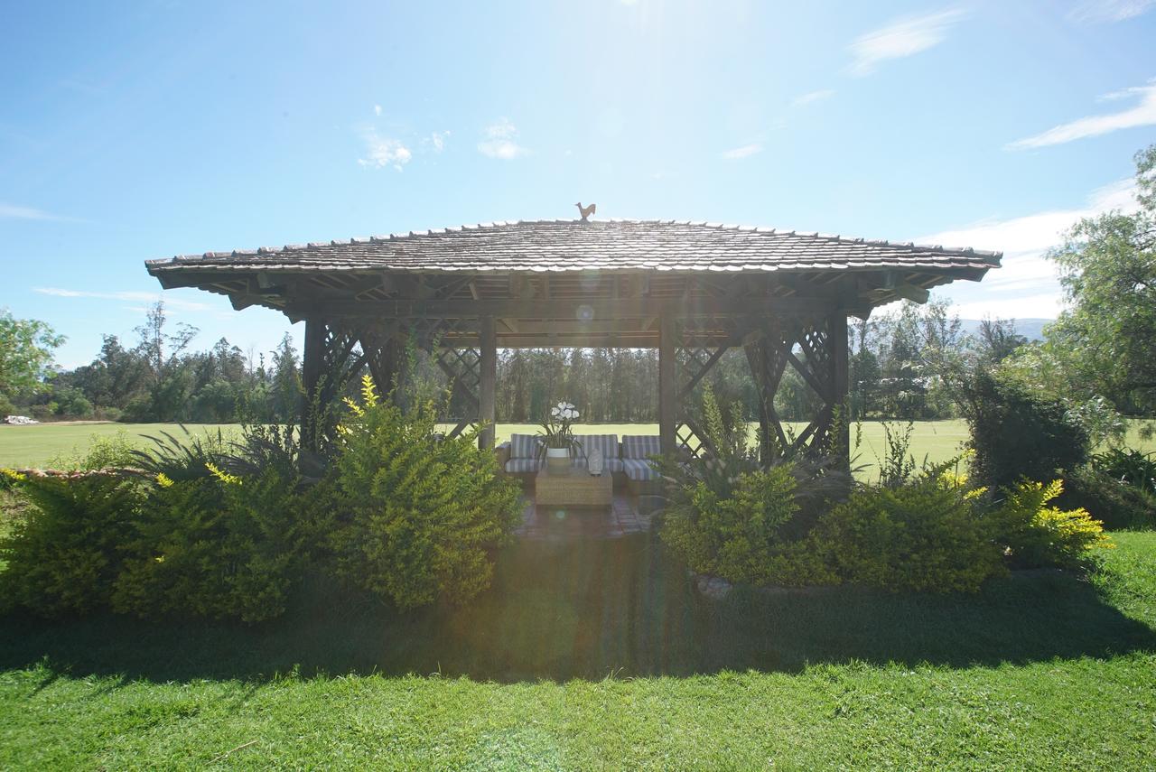La Palma Polo Hotel - Airport Area Puembo Εξωτερικό φωτογραφία