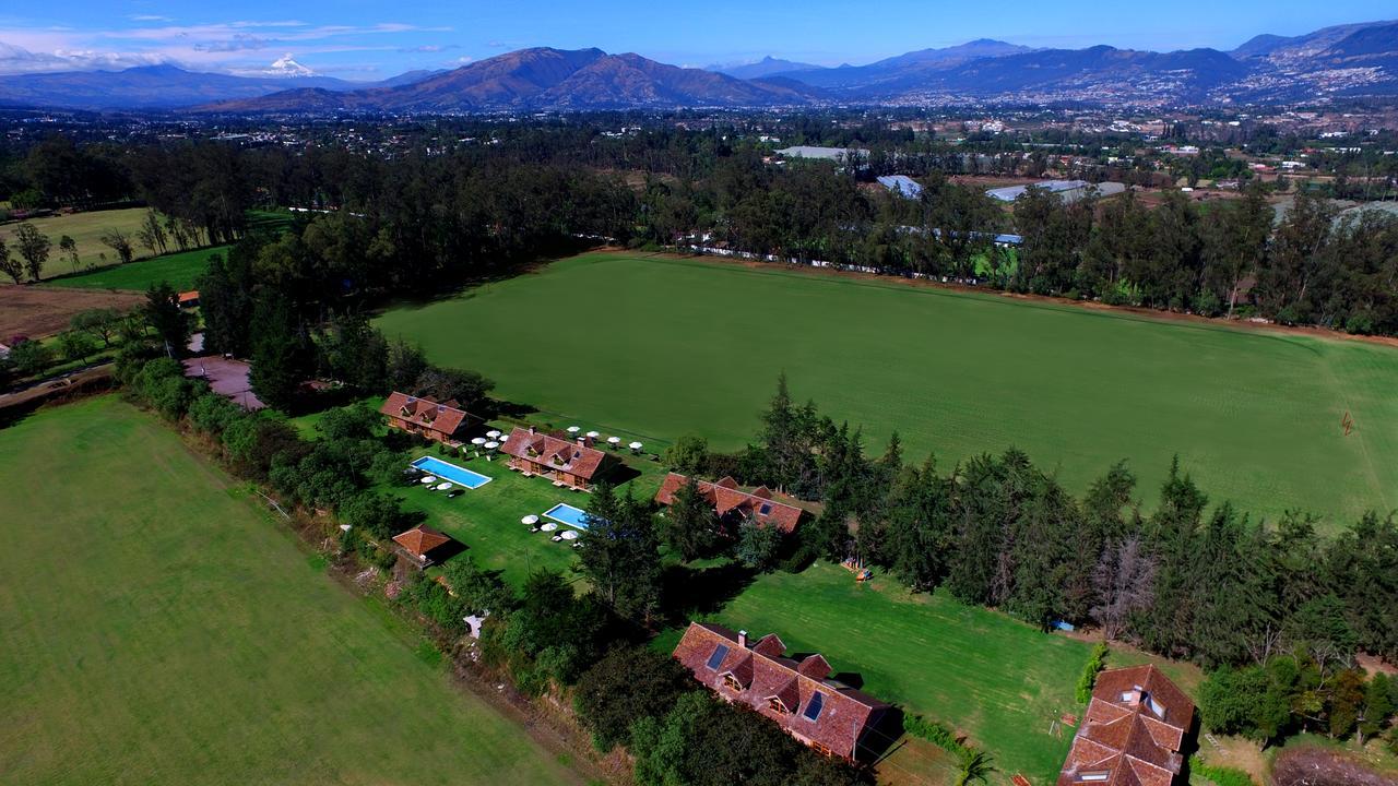 La Palma Polo Hotel - Airport Area Puembo Εξωτερικό φωτογραφία